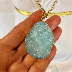 🔥NEW!!🔥 Genuine HUGE Druzy Stone Pendent